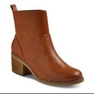 Mossimo Supply Co Cognac Faux Leather Ankle Booties